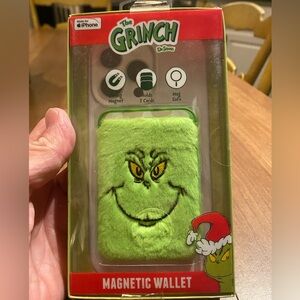 Grinch Magnetic Phone Card Wallet NWT